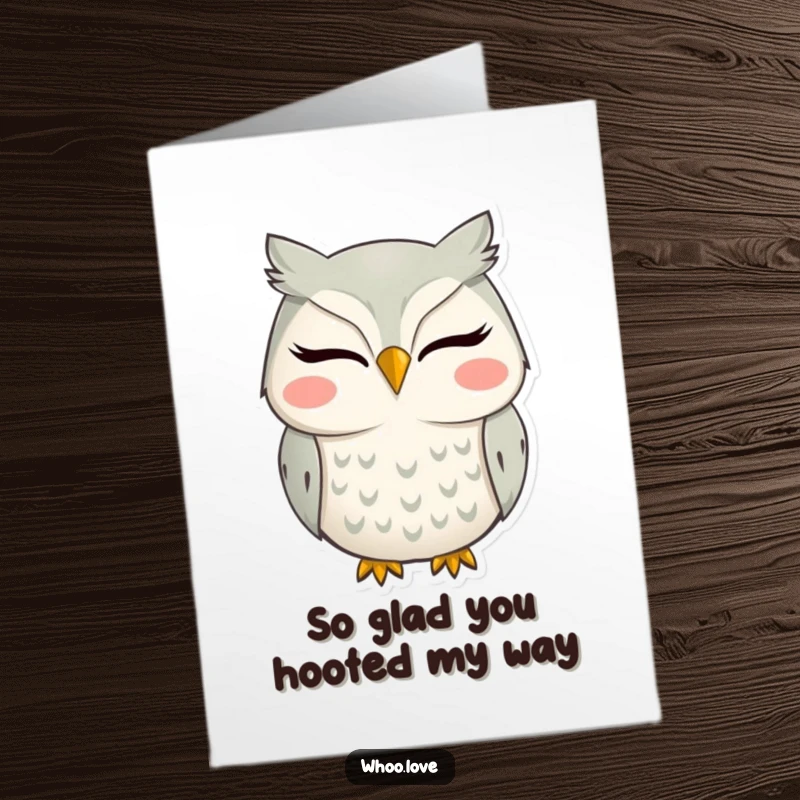 Funny free printable thank you card: A cute owl beams with a wide, goofy smile, expressing immense thanks.